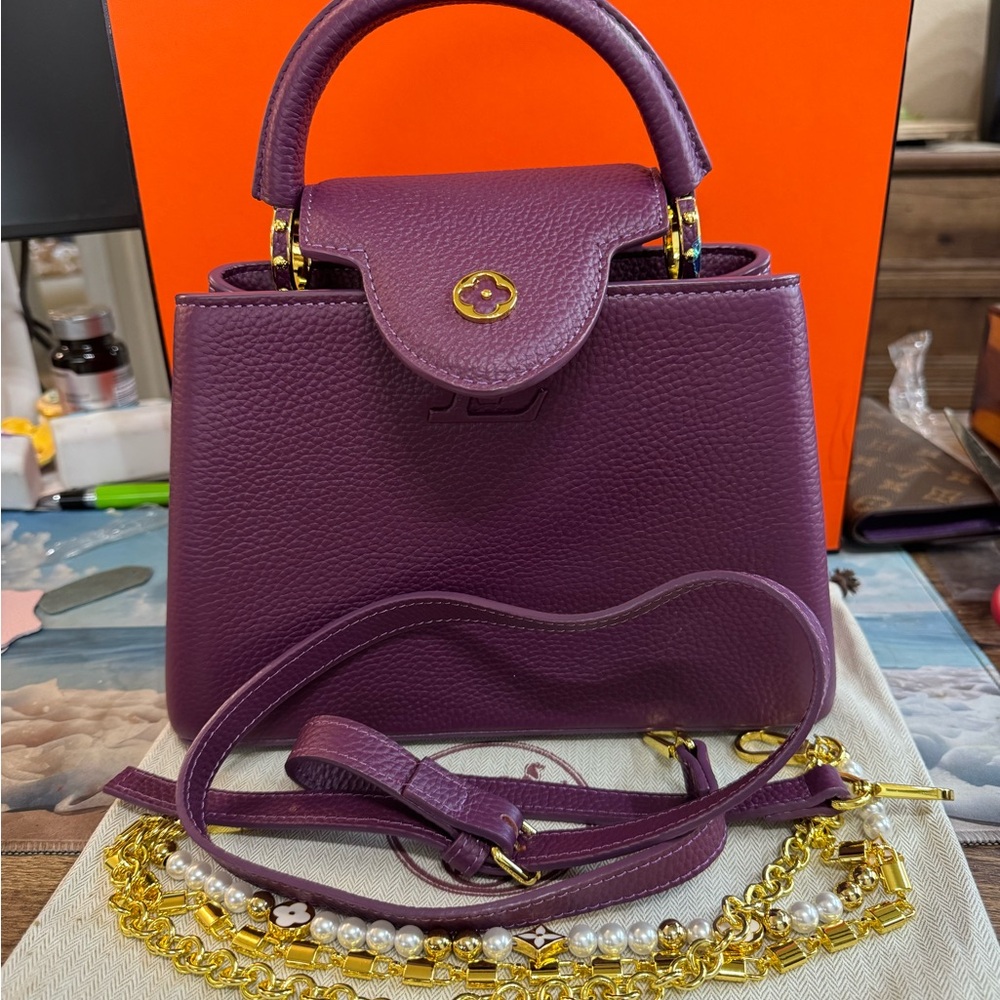 Louis Vuitton style  Plum Capucine Crossbody Bag in leather with dust bag - Picture 2 of 8